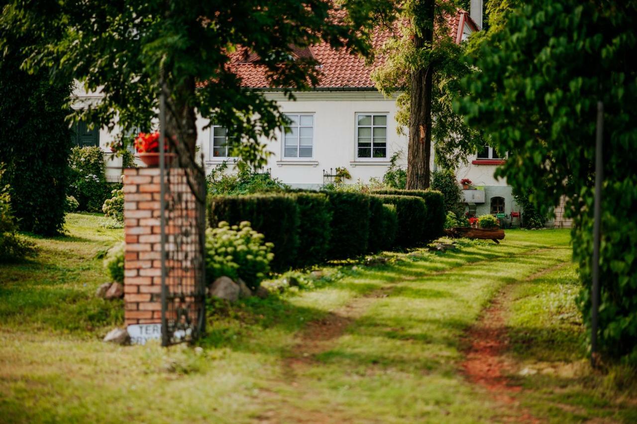 Dwor Mulawki Villa Buitenkant foto